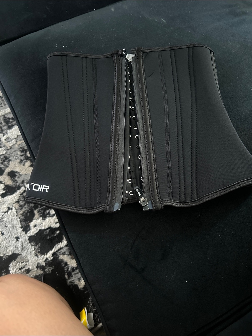 Ka'oir  Black Waist Cincher